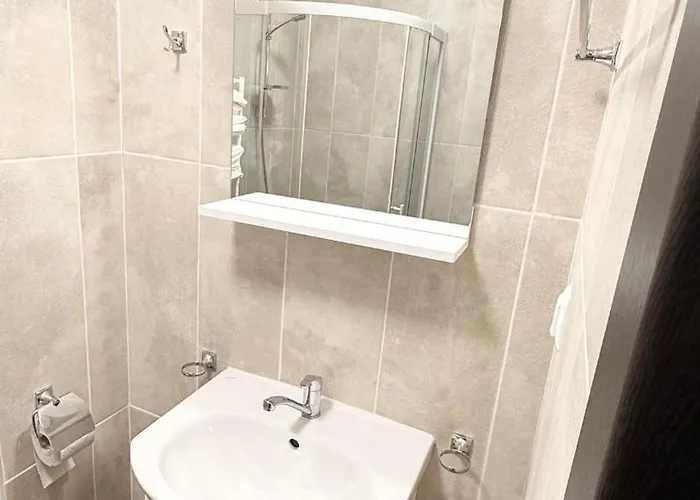 Stylish Near Harbor And Luxury سفيتي فلاس