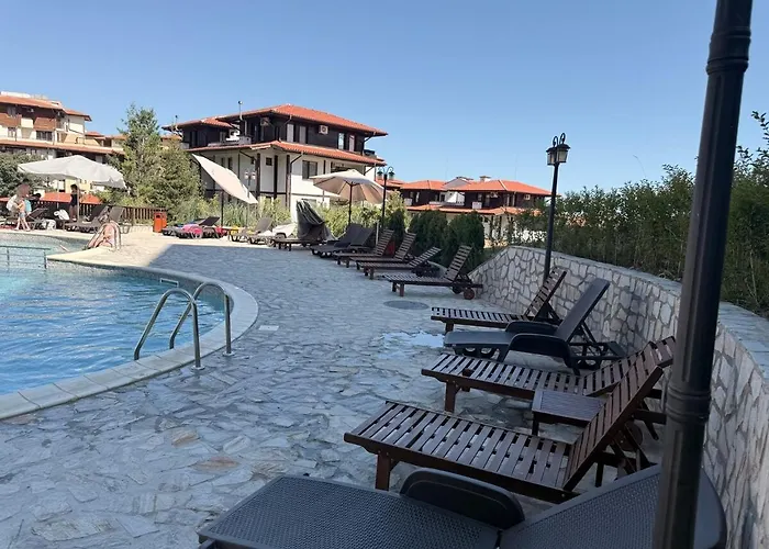 Stylish Near Harbor And Luxury سفيتي فلاس